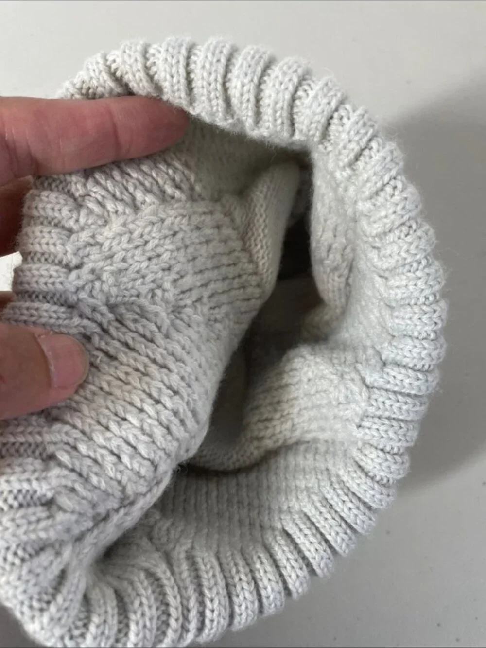Arcteryx Kids Wool Light Gray Ribbed Fold Over Beanie Oatmeal Winter Hat Unisex